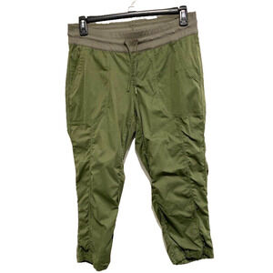 North Face - Hunter green athletic Capri pant adjustable waist women size Large